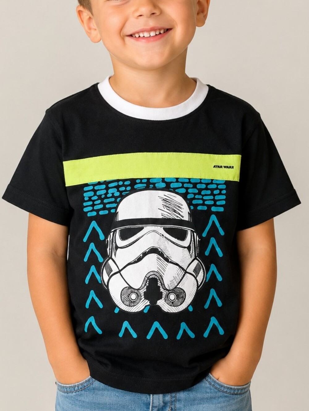 Star Wars Boys Small Stormtrooper Black Graphic Tee Shirt Park Hopper Vacation